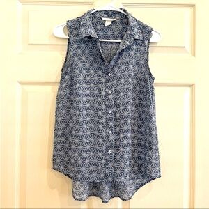 H & M sleeveless blouse